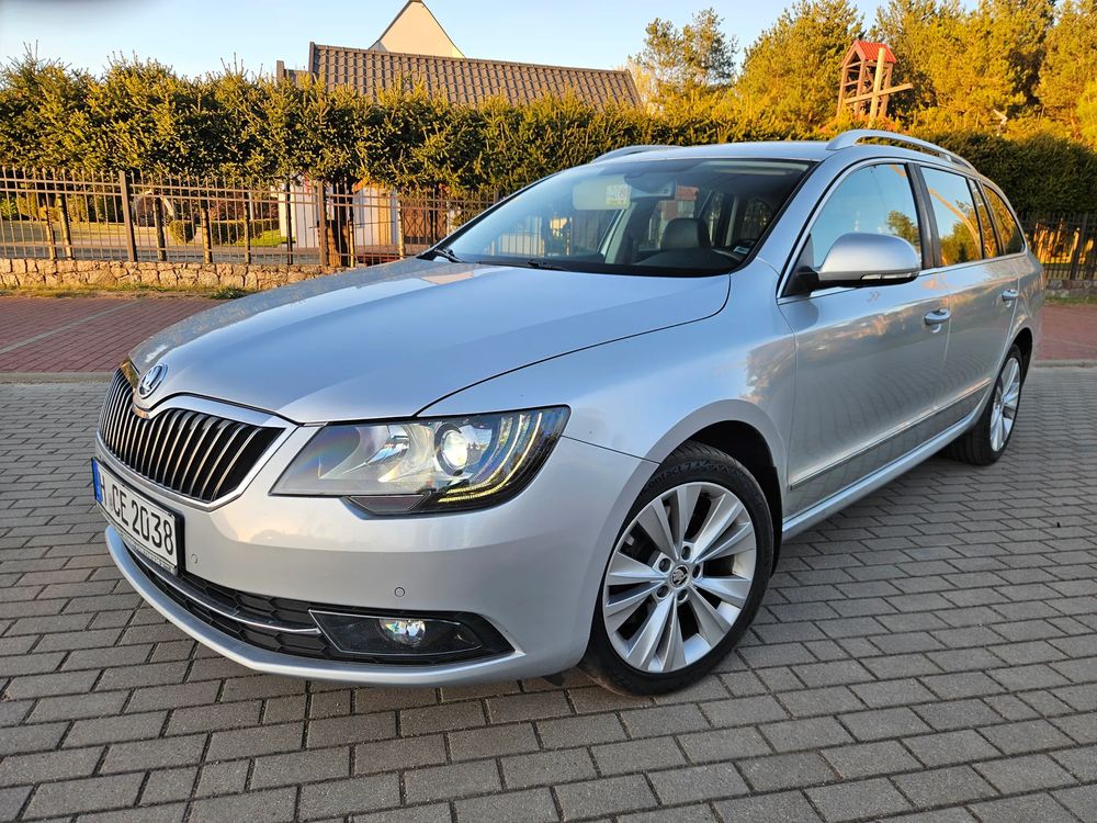 Skoda Superb II (2008-2018) 2.0 TDI Green tec 4x4 DSG Elegance 2015