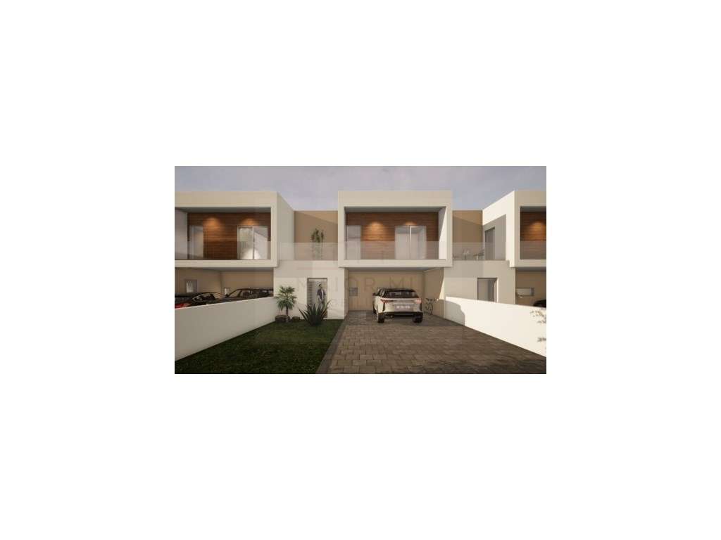Moradias T3 em construção na urbanização Fonte Lagoa, Rio Maior-15