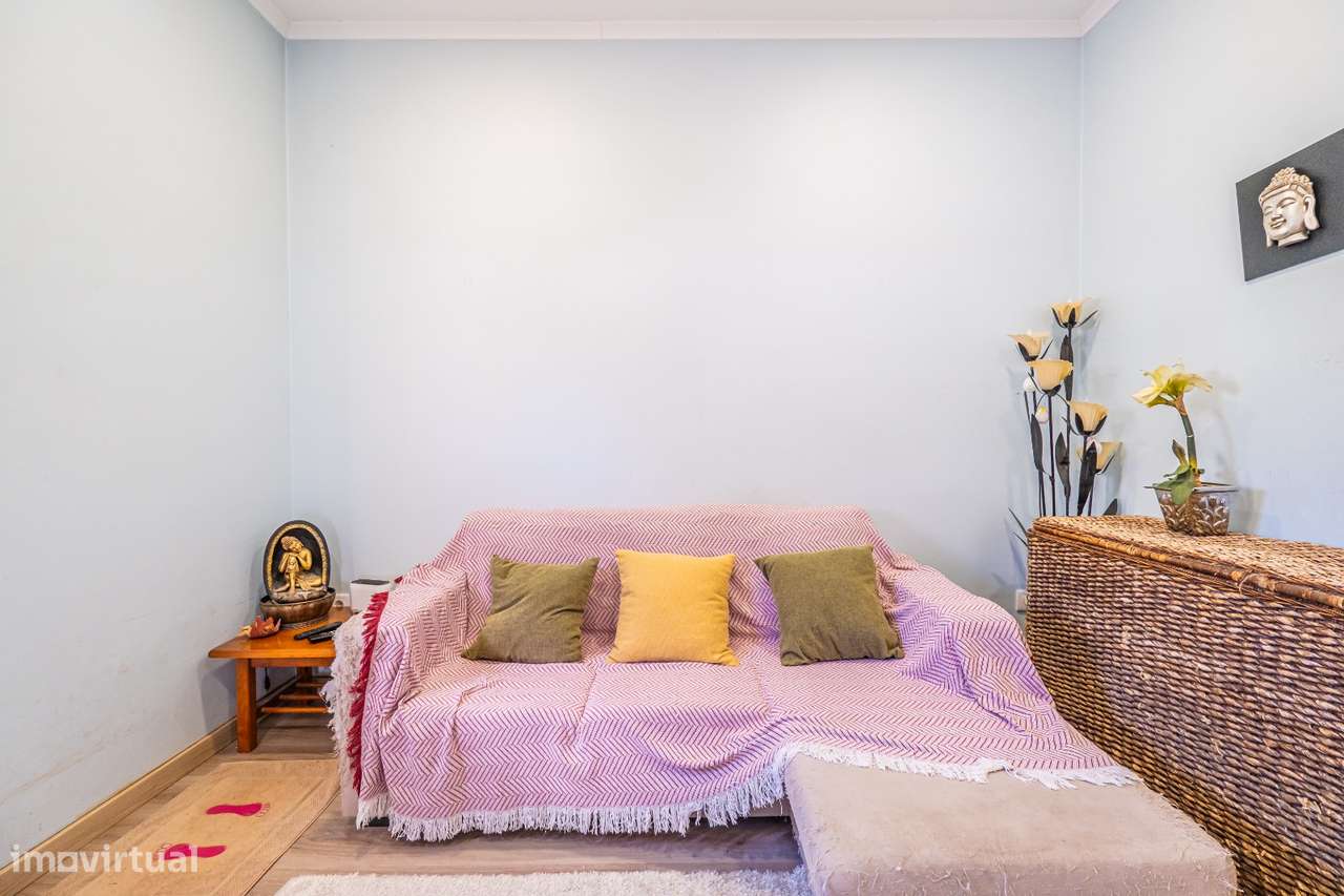 Moradia T3 com terraço e ar condicionado em Azeitão-21