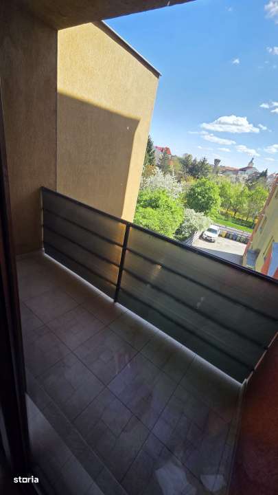 Apartament 3 camere de vanzare – zona Titulescu-7