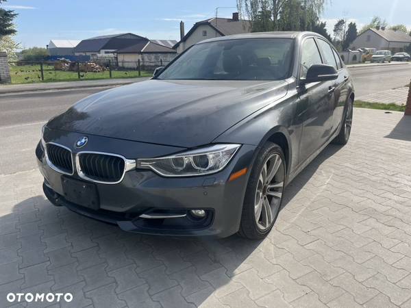 BMW Seria 3 335i xDrive - 25