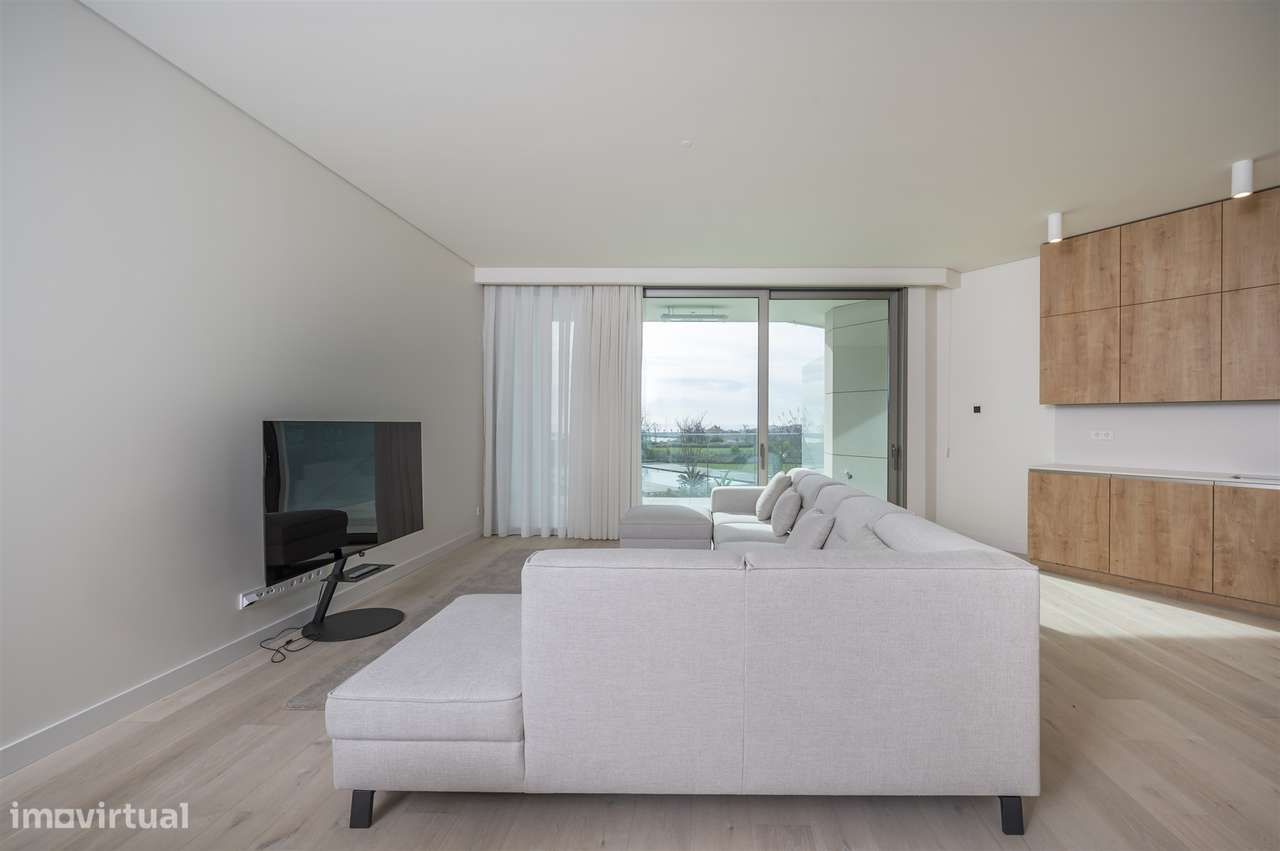 Apartamento T2 na Urb. Bayview, Cascais.-15