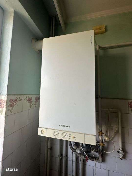 - Apartament 3 camere confort 1, zona Obor, etaj 3. - Imagine principală: 5/8