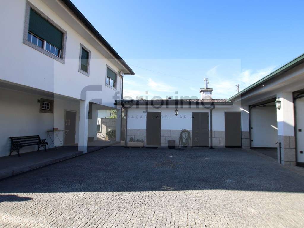 Espetacular Moradia Isolada T4-7