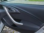 Opel Astra 1.6 Color Edition - 32