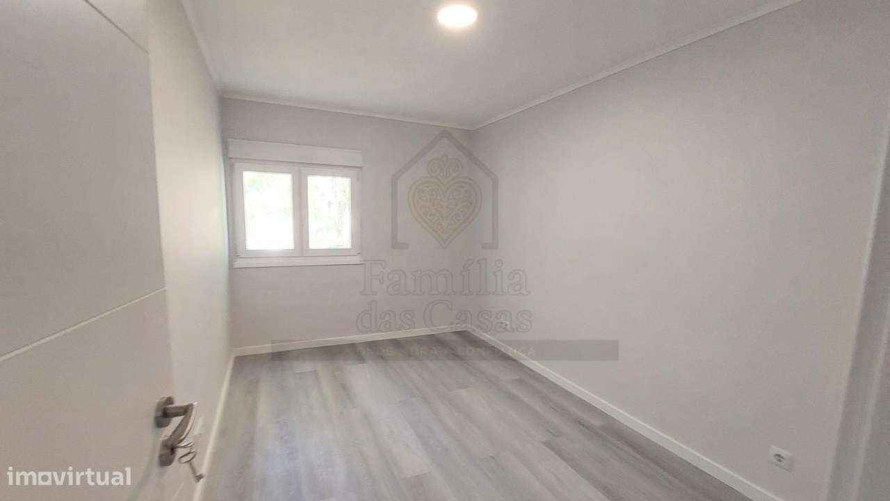 T3 Renovado a 10 Minutos de Lisboa-7