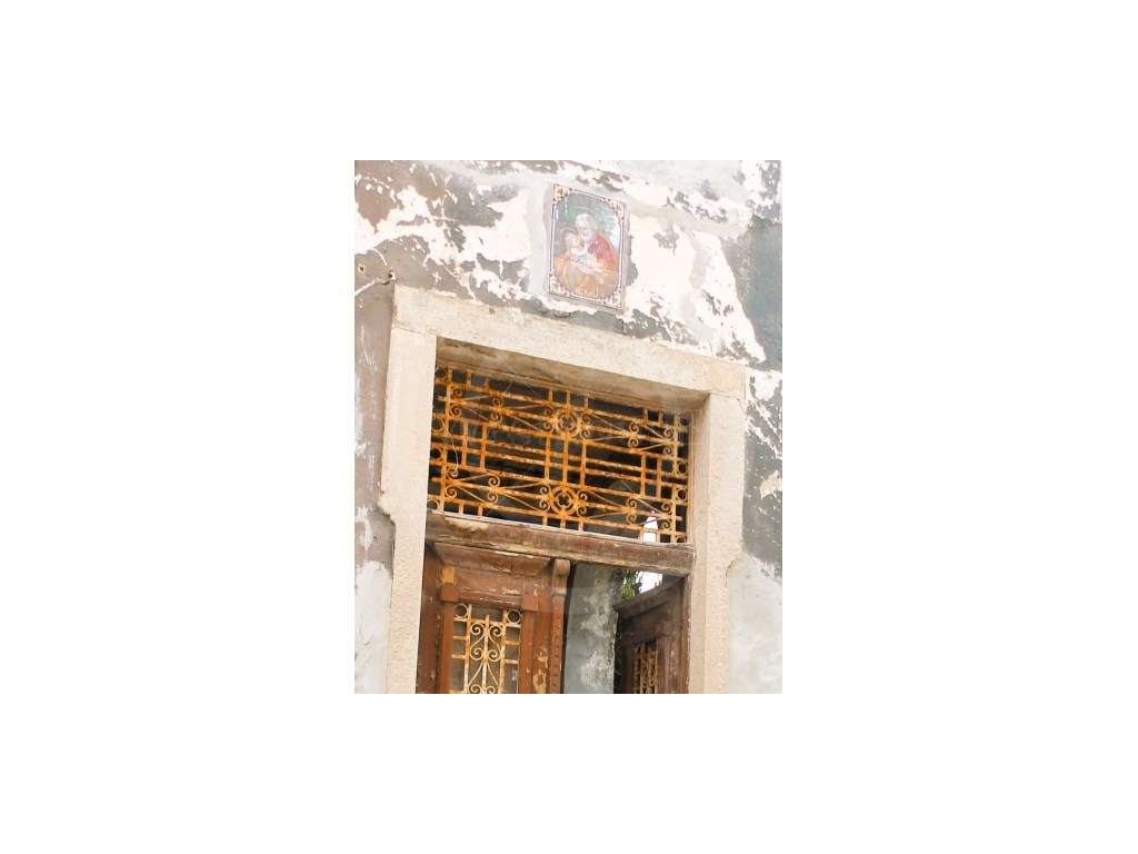 Casa apalaçada para recuperar em Maxial, Torres Vedras-21