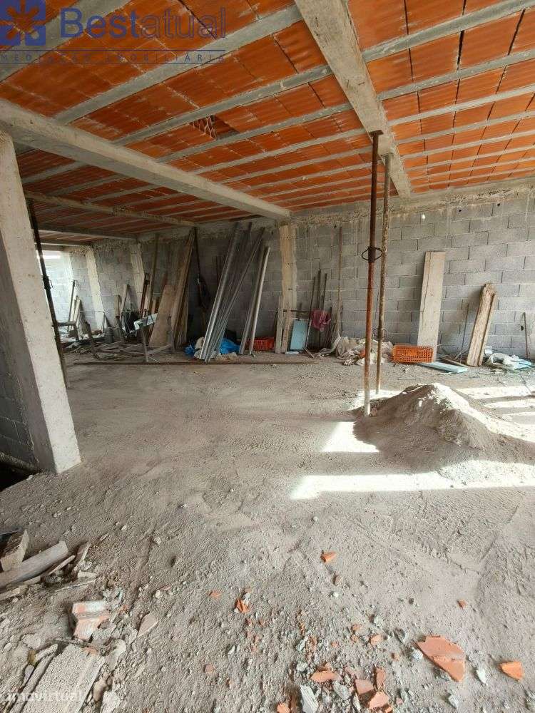 Moradia T 3 em fase de construção - Ótimos Acabamentos-5