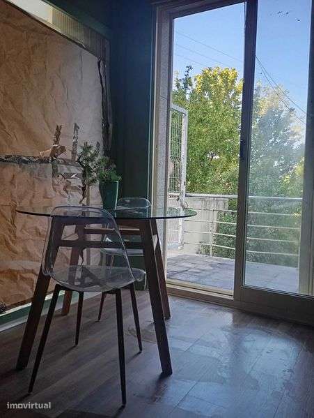 Loja (23m2) com cozinha e suite, em frente à Universidade da Maia - Grande imagem: 4/10