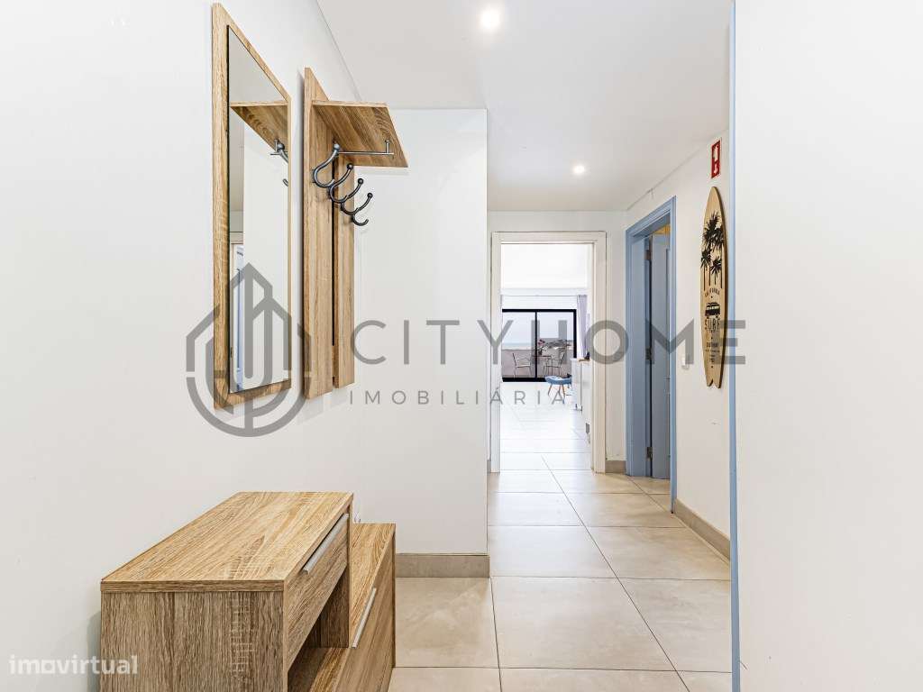 Apartamento T1 com 80m2, renovado e com vista mar - Grande imagem: 3/22