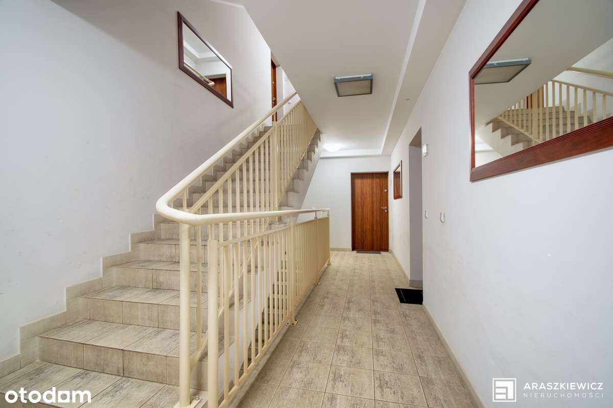 USTAWNE 2-pokojowe M z balkonem i miejscem parkingowym z 2016 r.!-12