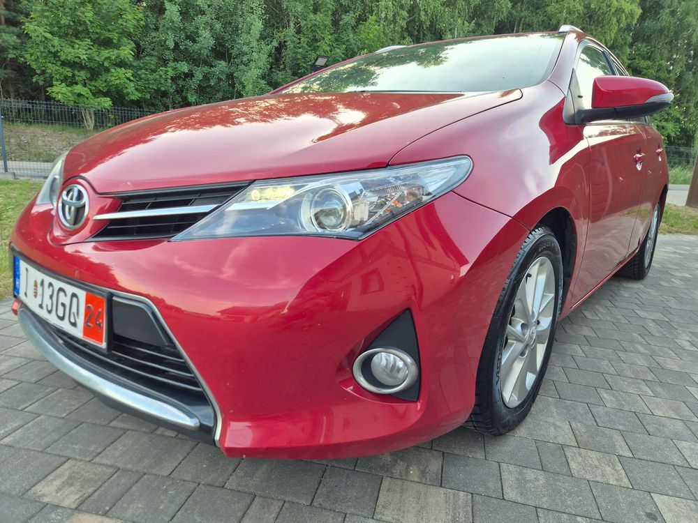 Toyota Auris II 2013