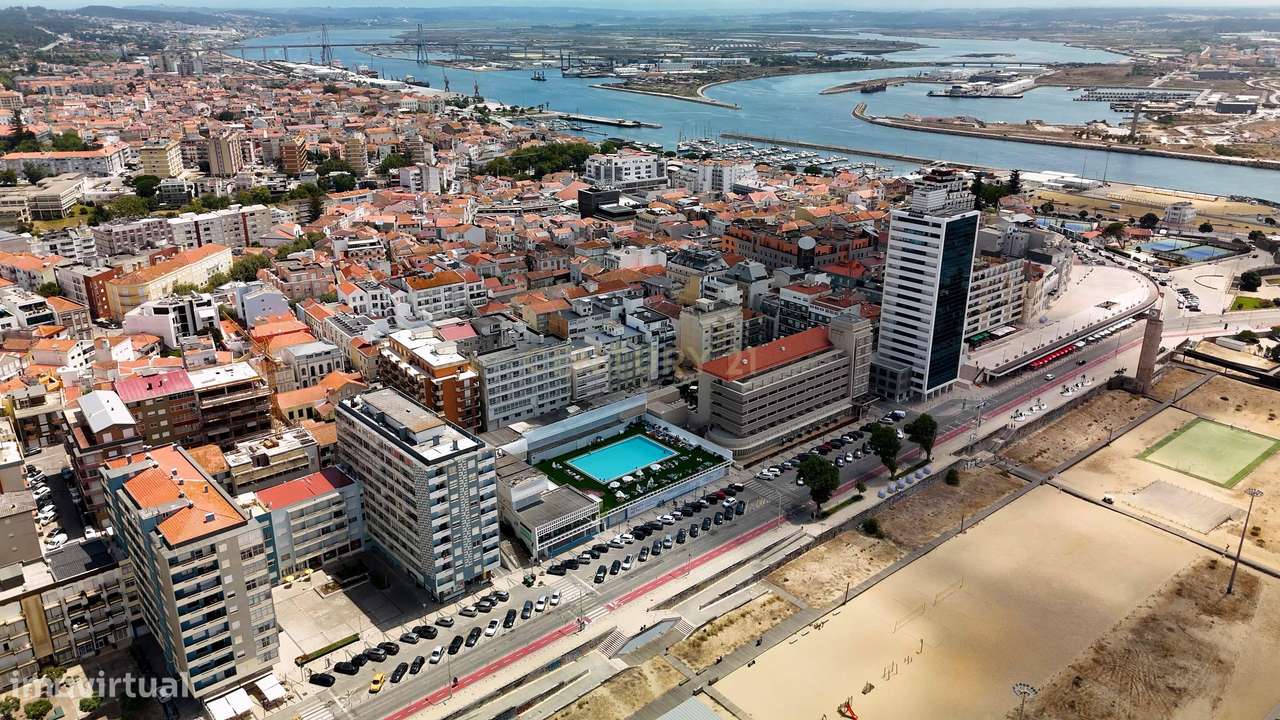 Apartamento T3 frente ao mar-38