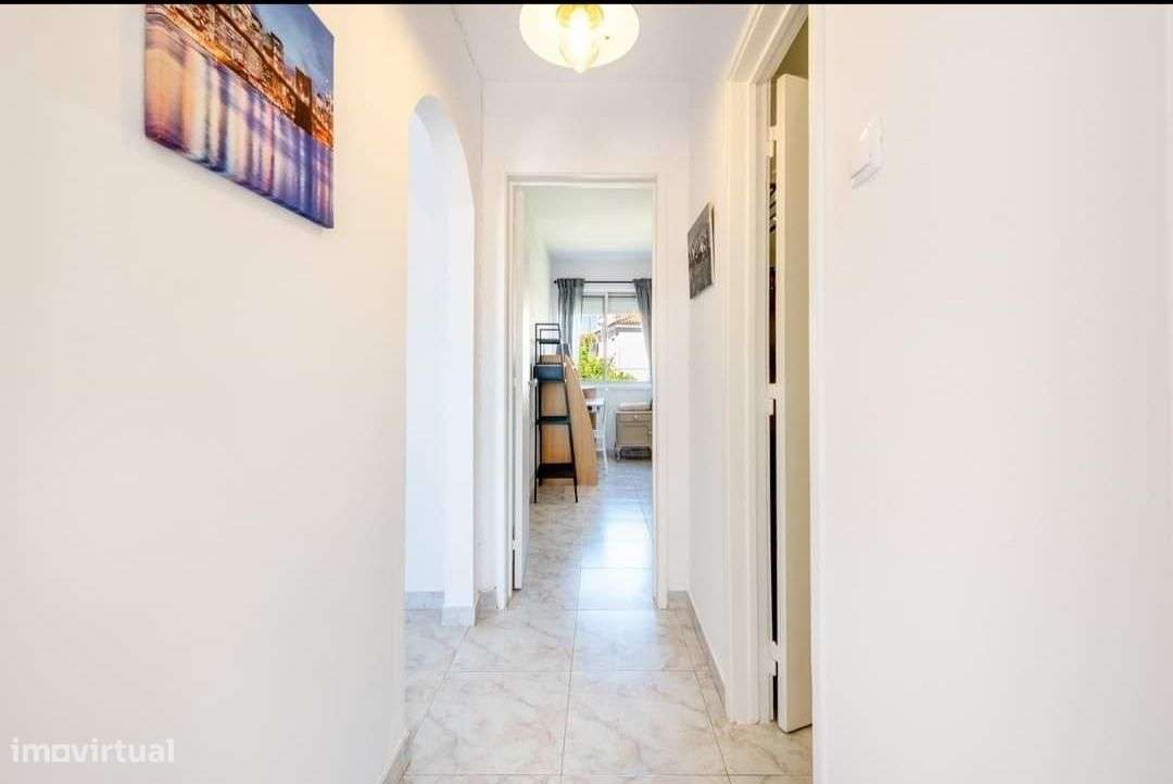 Quarto disponível em frente ao polo universitário de Ajuda - Grande imagem: 5/8