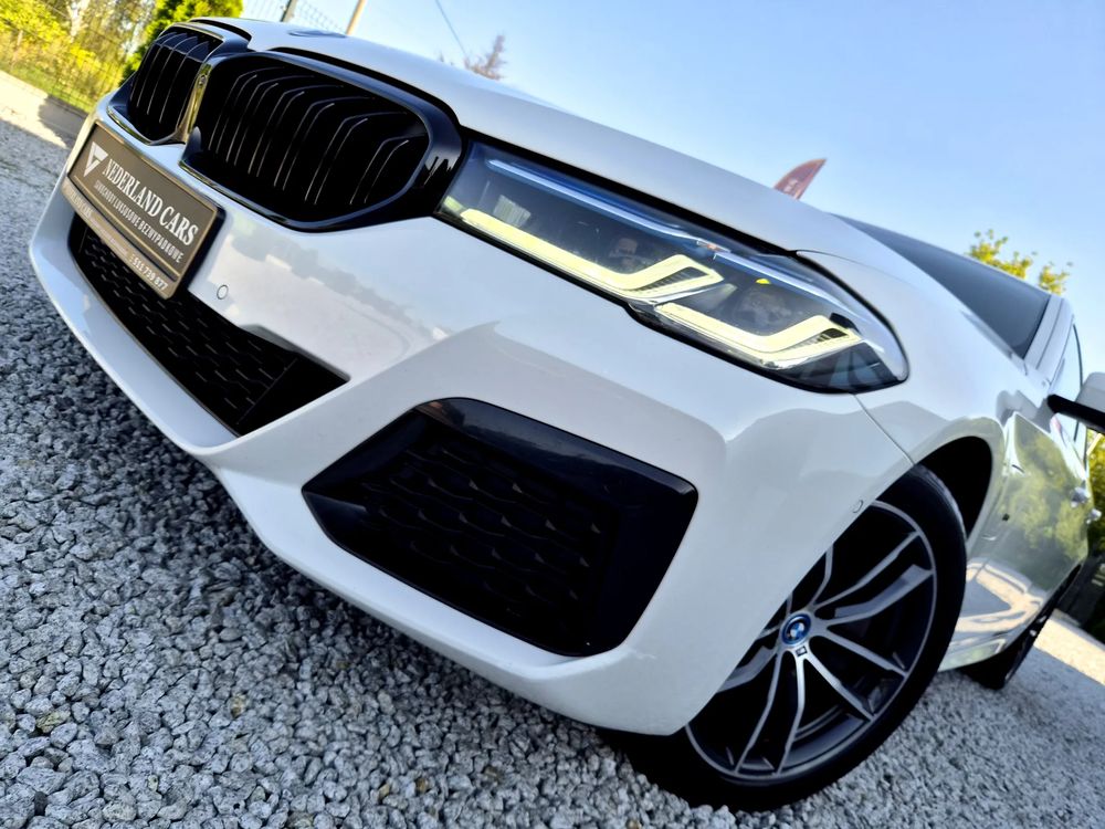 BMW 5 Series G30/G31 (2017-2023) 520e M Sport sport 2022