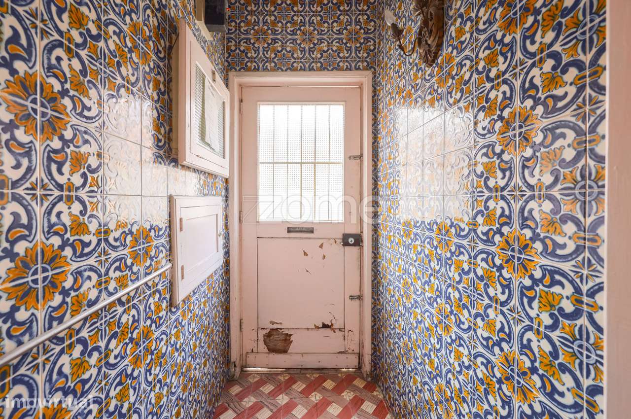 Moradia T3 com quintal, lugar de garagem e poço_Zona da Beira Mar - Grande imagem: 2/37