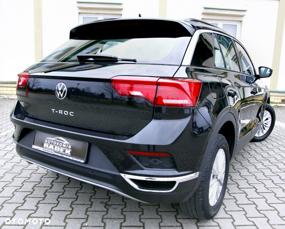 Volkswagen T-Roc - 22