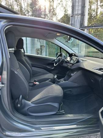 Peugeot 208 1.2 PureTech Style - 9