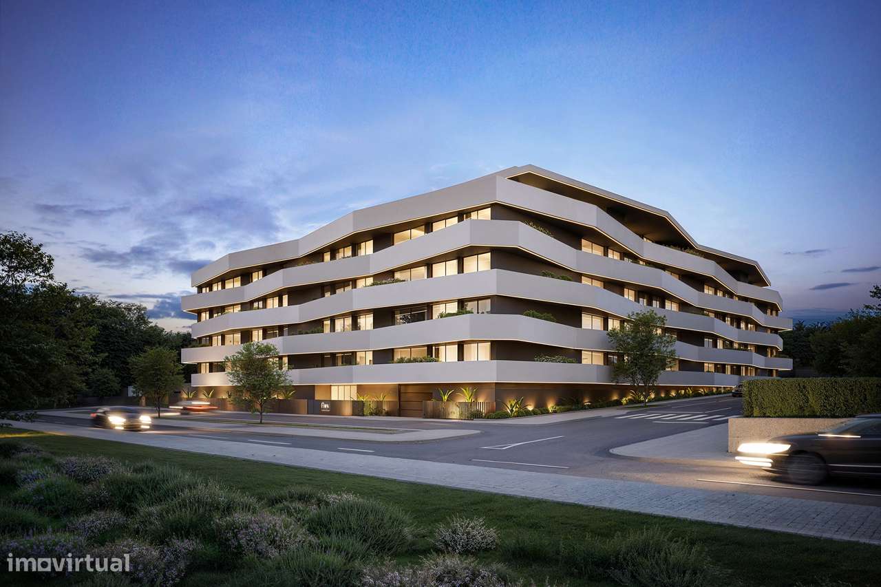 Apartamento T2 com Varanda e Garagem | Paços de Ferreira-5