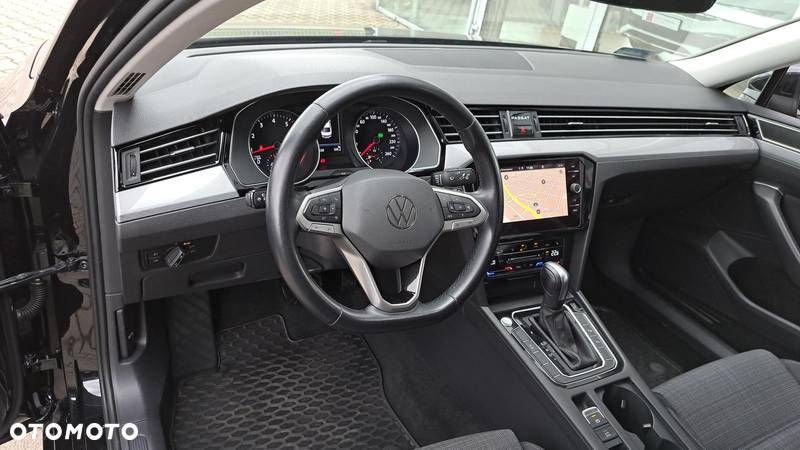 Volkswagen Passat 2.0 TSI Business DSG - 9