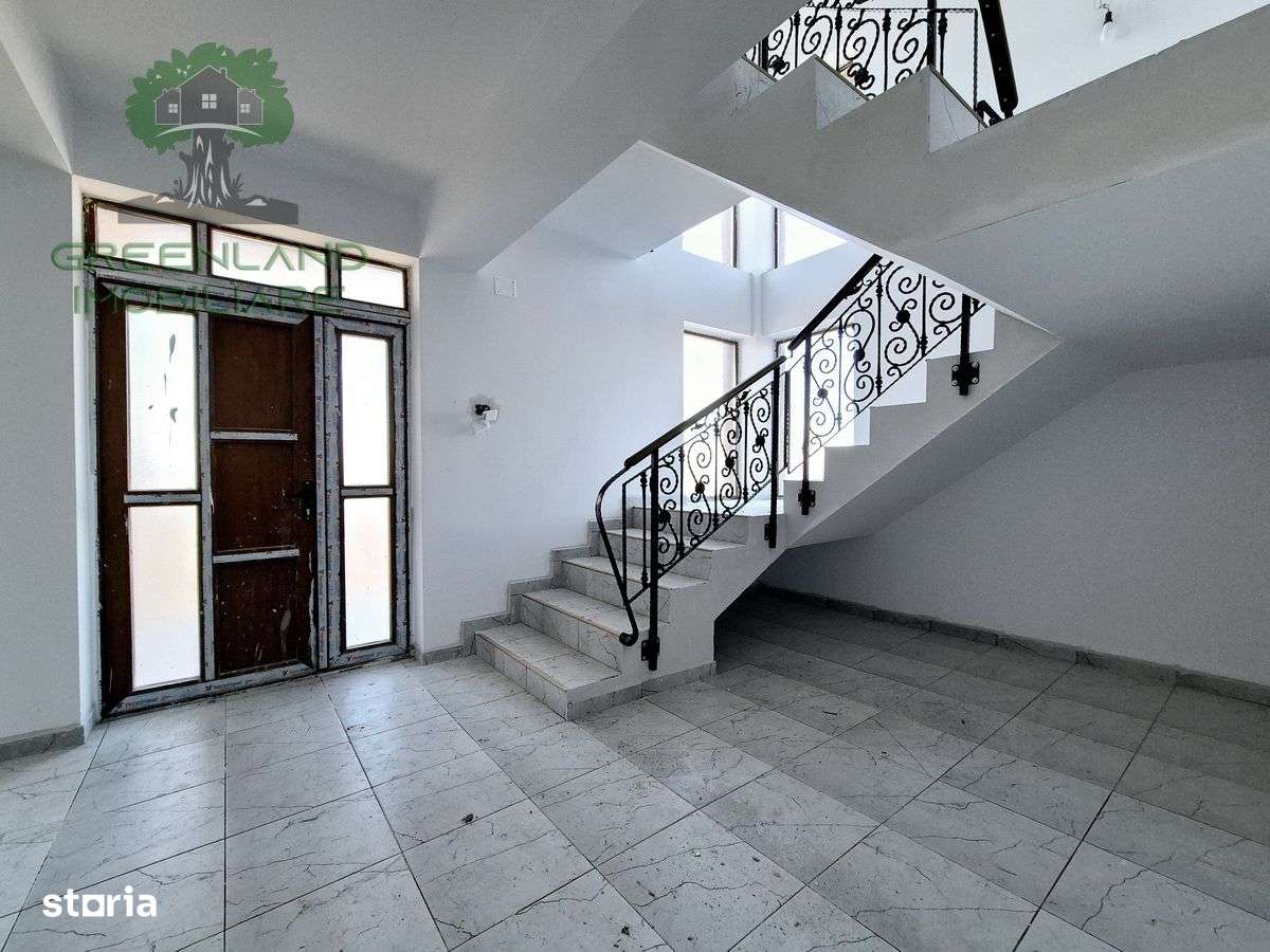 Casa P+E+M 4 camere, 2 bai, 157mp, teren 336mp, MIROSLAVA (central) - Imagine principală: 2/17