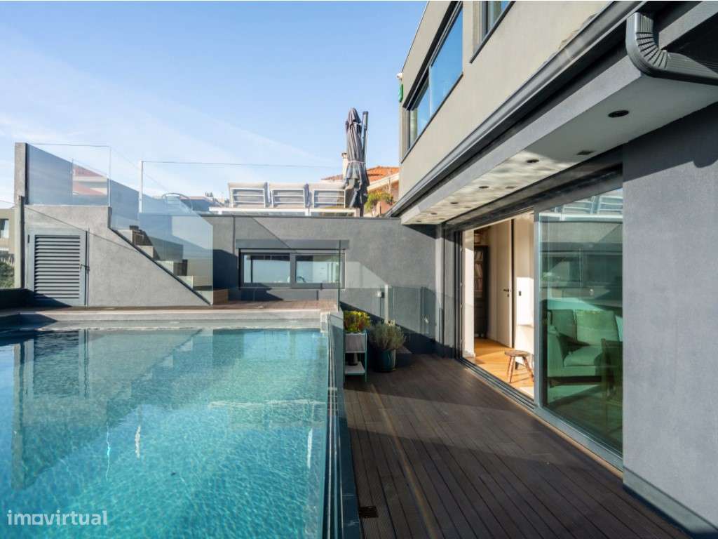 Moradia V3+1 totalmente renovada com vista mar - Grande imagem: 5/42