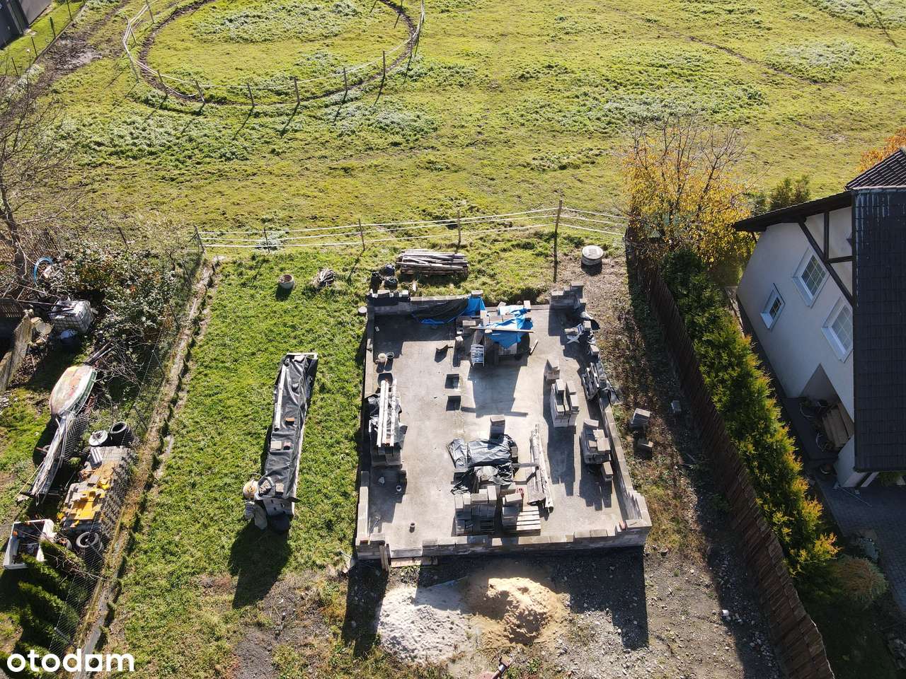 Na sprzedaż działka z rozpoczętą budową przy Jeziorze M. w Czernichów.-11