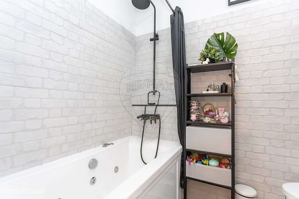 Apartamento T3 à venda em Almada-29