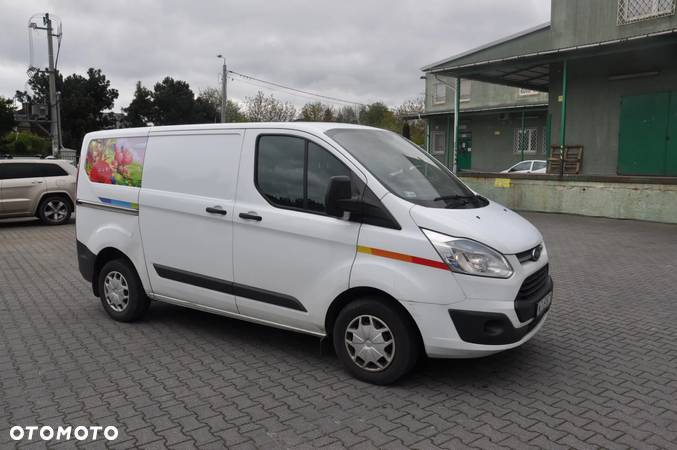 Ford TRANSIT CUSTOM - 3