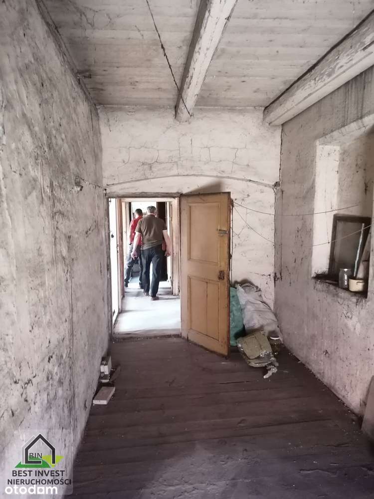 Dwupoziomowe mieszkanie do remontu w Jaworze-idealne pod inwestycję-17
