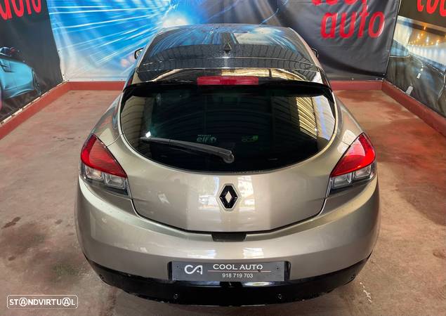 Renault Mégane Coupe 1.5 dCi Dynamique S - 13