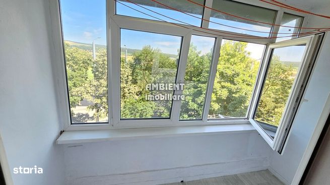 Apartament cu 3 camere, etaj 3, zona DECEBAL - KAUFLAND;-7