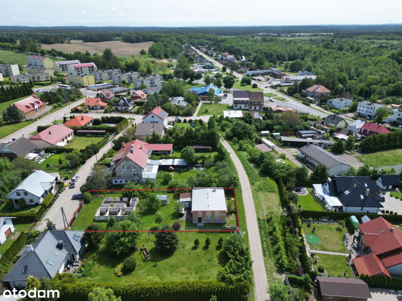 Dom wolnostojący parterowy, dwa wjazdy, duża działka. - Pełny obrazek: 2/13