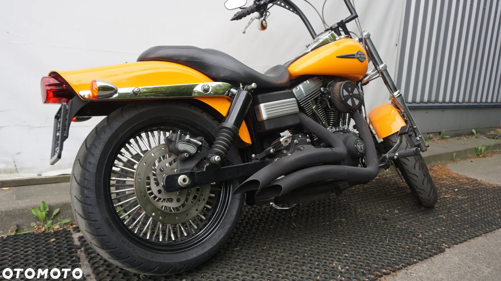 Harley-Davidson Dyna Fat Bob - 2