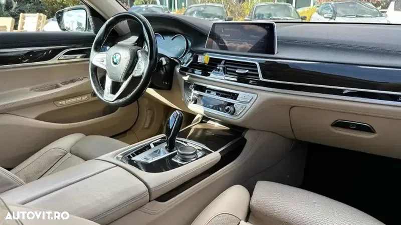 BMW Seria 7 740Ld xDrive - 12