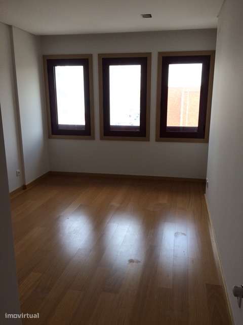 Excelente Localização - Grande imagem: 4/7