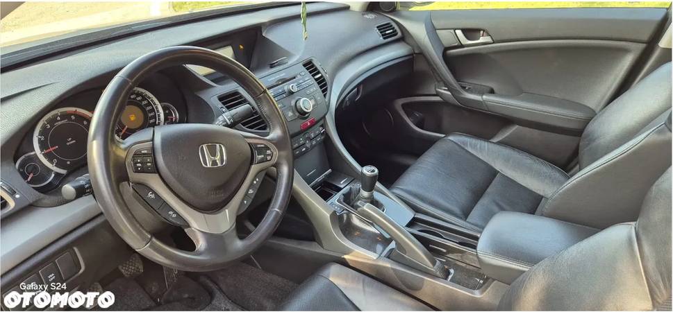 Honda Accord 2.2d Executive - 17