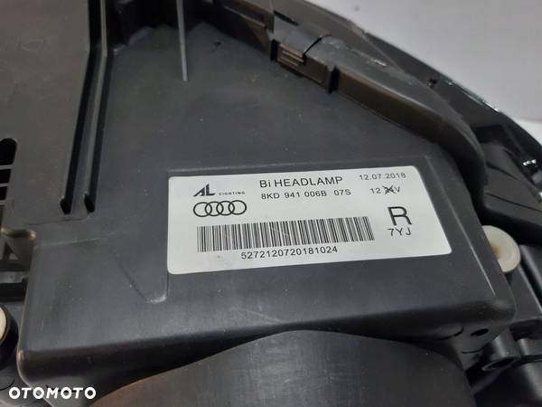Audi A4 B8 LCI Lampa Bi-Xenon R - 13163 - 5