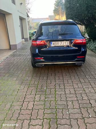 Mercedes-Benz GLC 220 d 4-Matic - 2