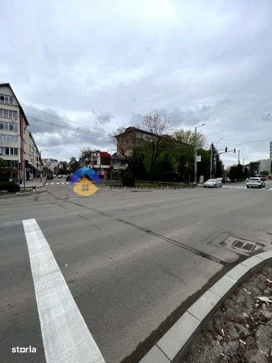 Ocazie unica! Spatiu comercial ultracentral Piatra Neamt - Imagine principală: 3/10