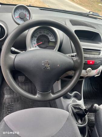 Peugeot 107 1.0 Trendy - 13