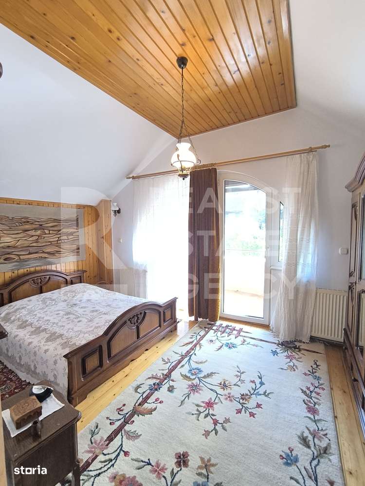 Casă de vânzare în Bran sau schimb cu apartament 3 camere în Brașov - Imagine principală: 5/11