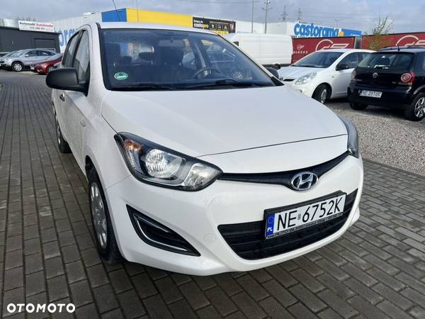 Hyundai i20 1.2 Fifa World Cup Edition - 2