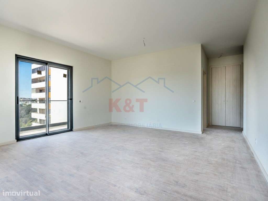 Apartamento T4 Novo com varanda e churrasqueira - Grande imagem: 3/32