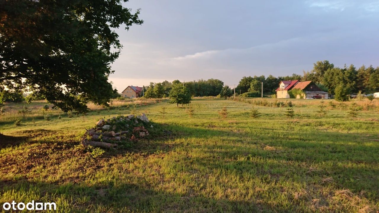 Działka budowlana 4 km od miasta, przy lesie 10 ar