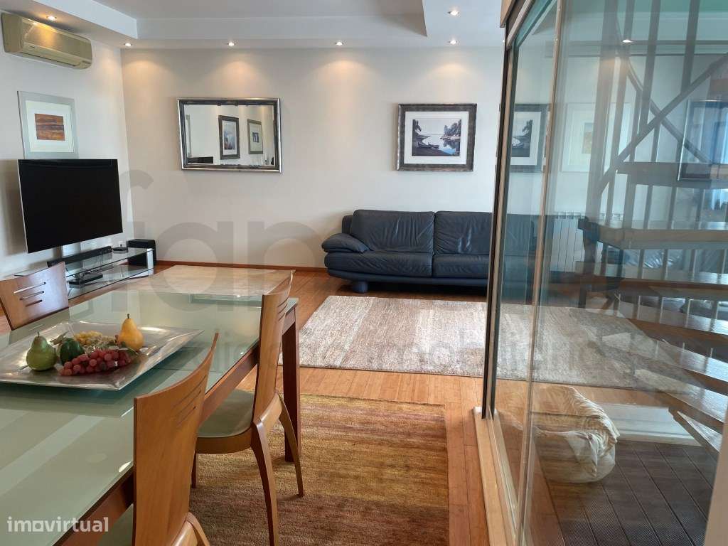 Penthouse Exclusiva com Terraço Panorâmico - Setúbal-28