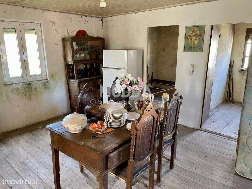 Casa de aldeia para recuperar - Grande imagem: 4/25