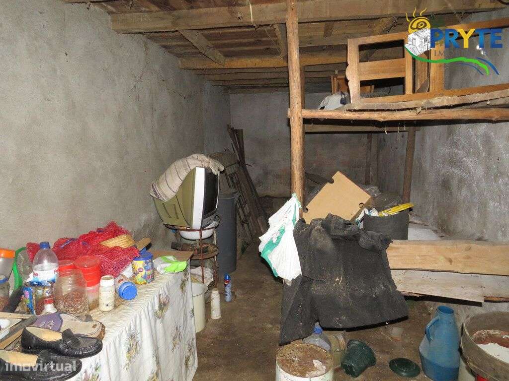 Moradia T3 situada em Outeiro da Lagoa, a apenas 5 minutos da Sertã-23