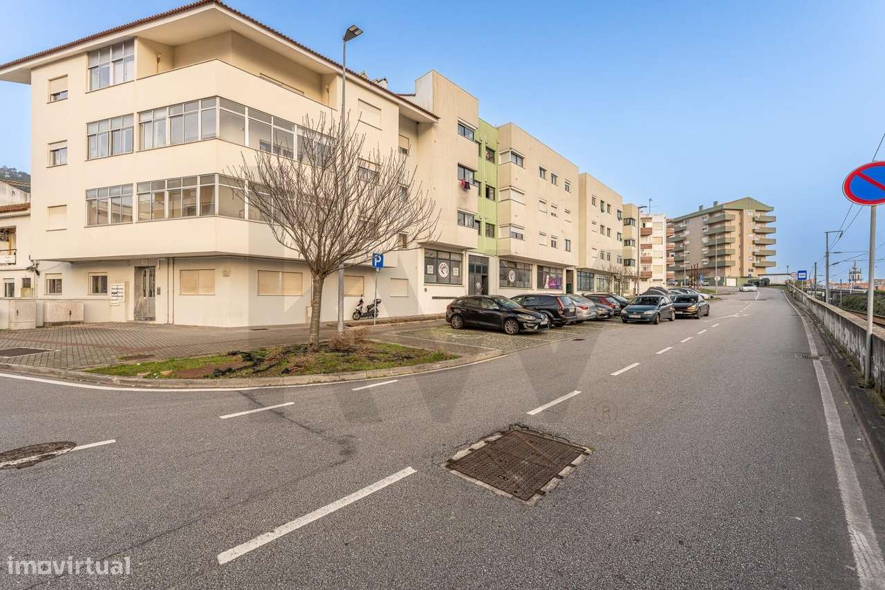 Apartamento T3 Em Sobreiro Viana Do Castelo Bom Estado