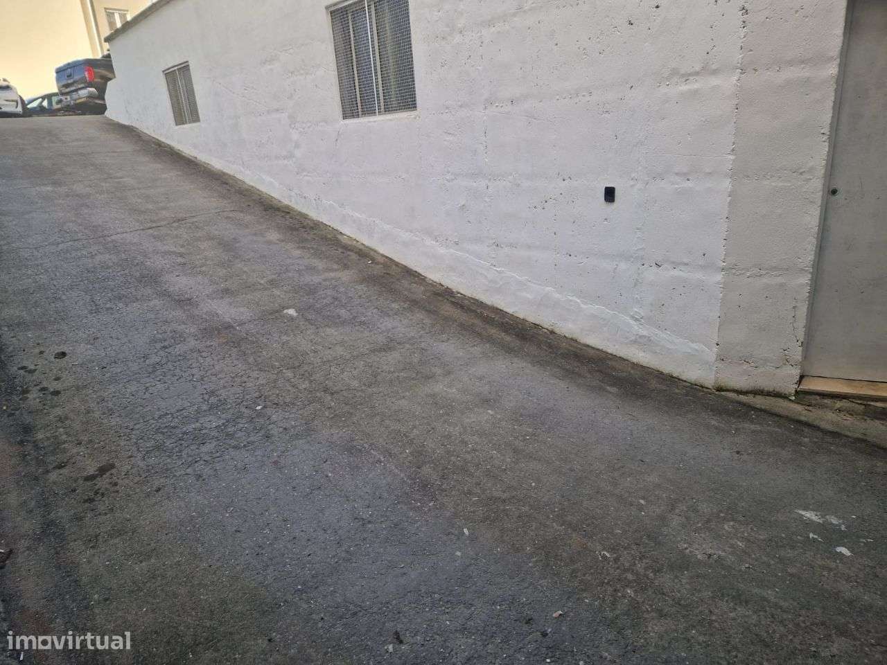 Lote de garagens fechadas no Bairro do Liceu, Aveiro-12